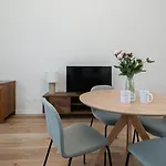 Διαμέρισμα Italianway Comfort - Cialdini 85 *
